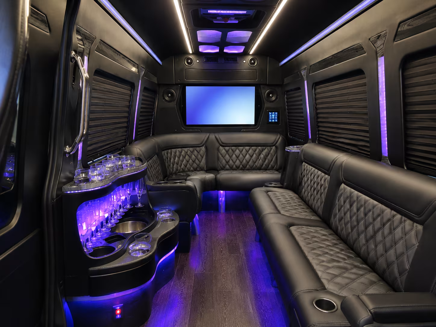 charterbusservicesrapidcity com is ready for downtown rapid city concert nights