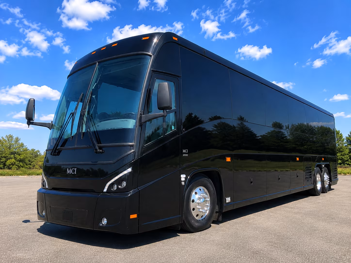 hotel to venue shuttle loops for out of town wedding guests